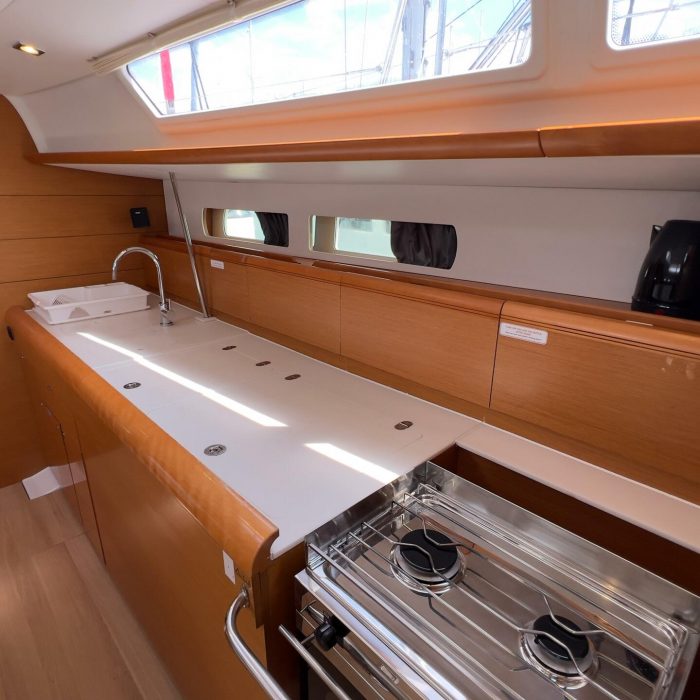 Elena | Sun Odyssey 479 photo 9