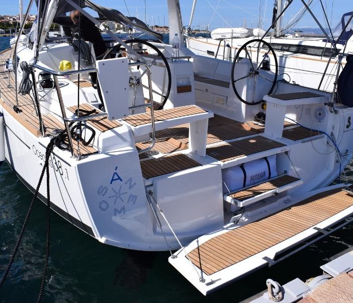 Ánemos | Oceanis 38 photo 1