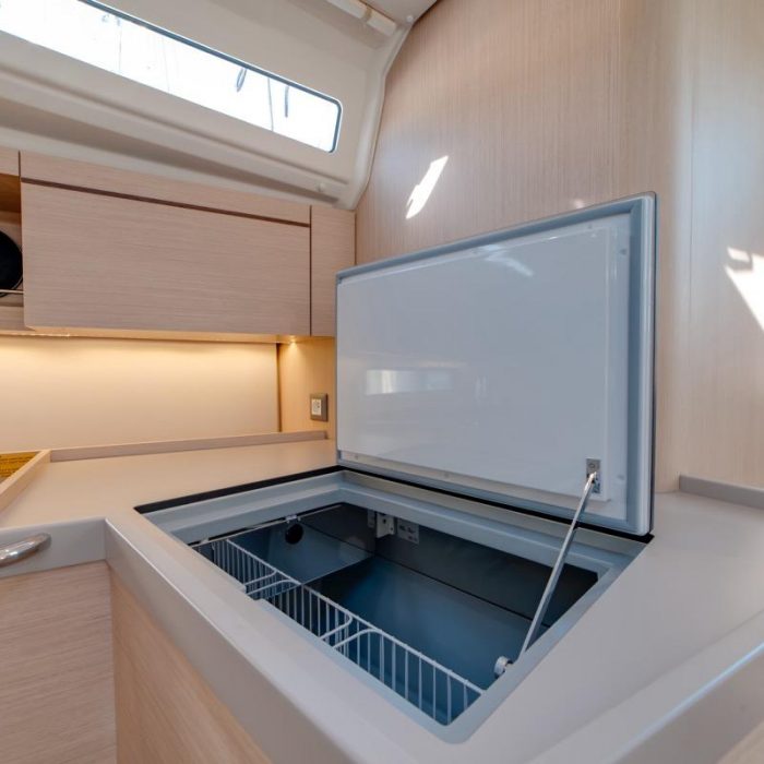 Maverick | Oceanis 40.1 photo 31