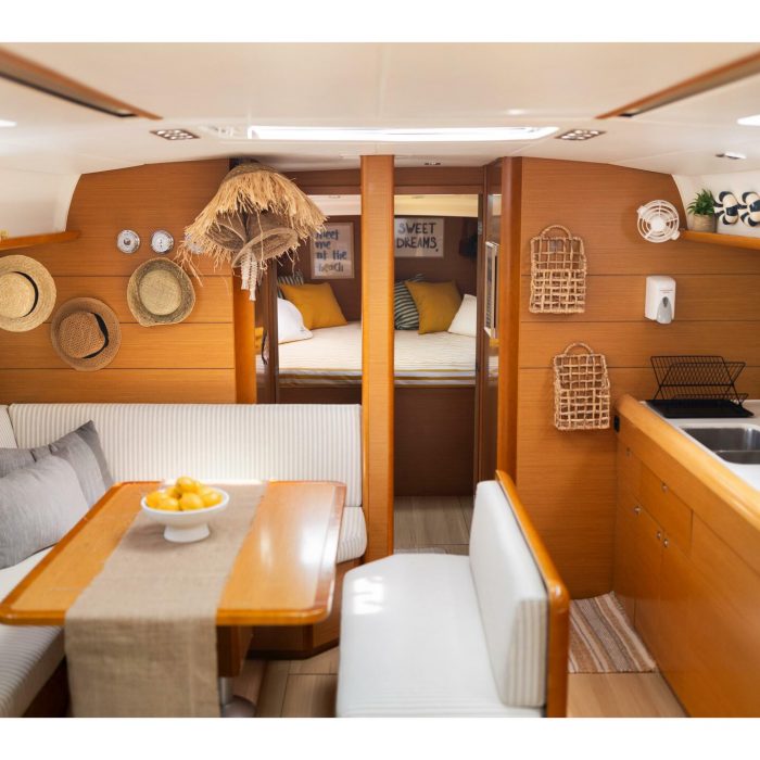 Lemon | Sun Odyssey 469 photo 8