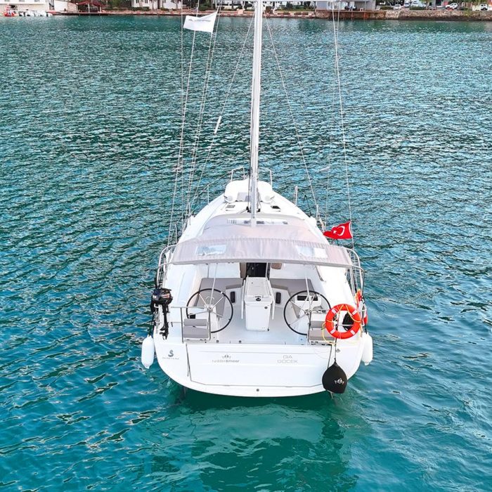 Gia | Oceanis 40.1 photo 4