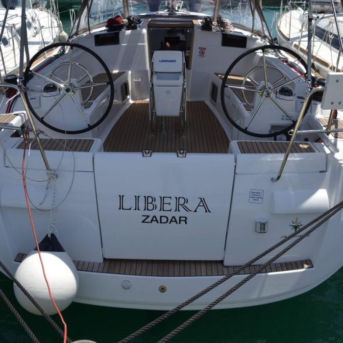 Libera | Sun Odyssey 439 photo 16