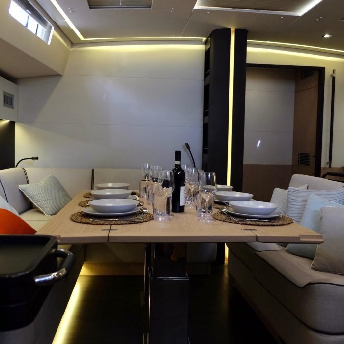Premium + | Oceanis Yacht 62 photo 36