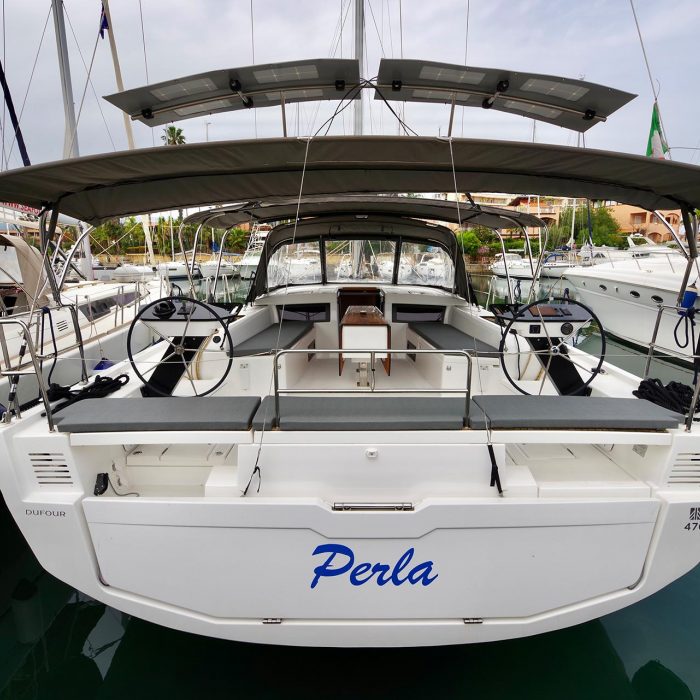 Perla - Water maker, Solar Panel | Dufour 470 photo 3