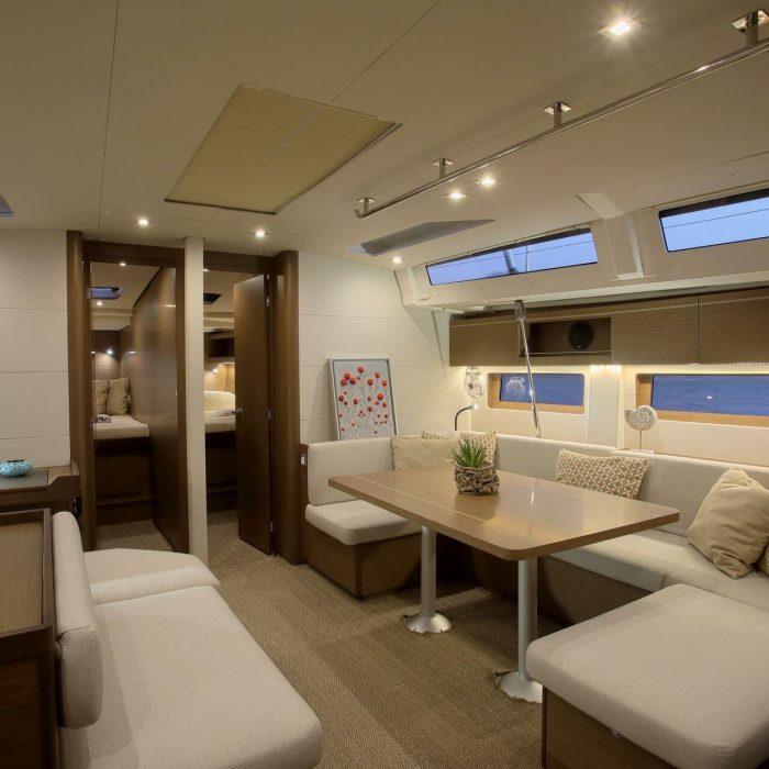 Premium + | Oceanis 51.1 photo 14