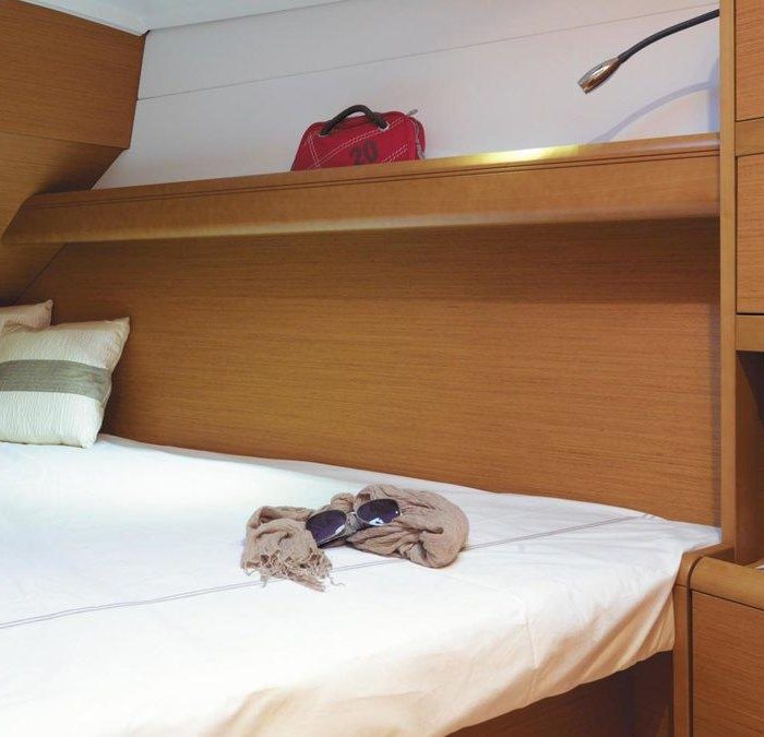 Sunsail 38 Classic | Sun Odyssey 389 photo 7