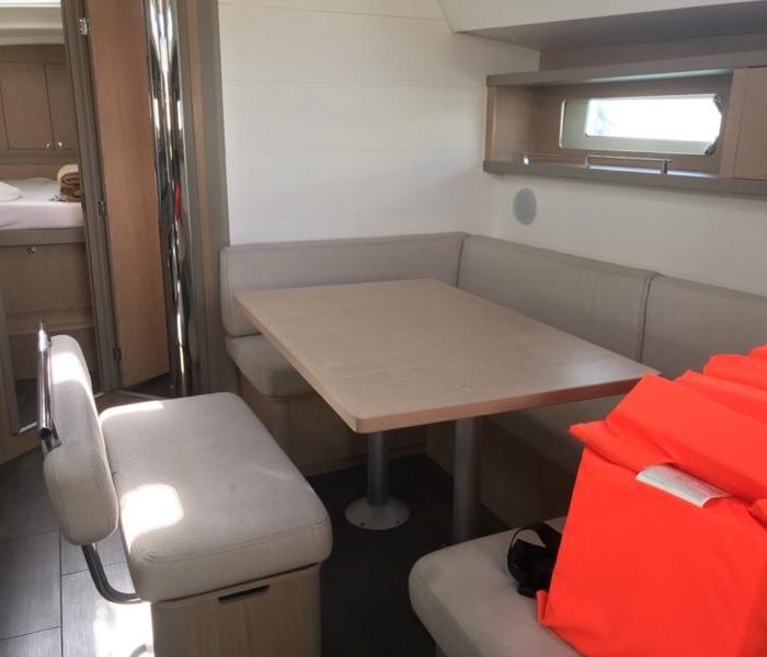 Alphard | Oceanis 45 photo 7