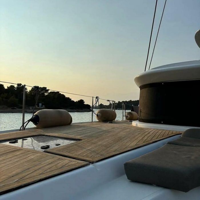 Cel | Lagoon 50 photo 7