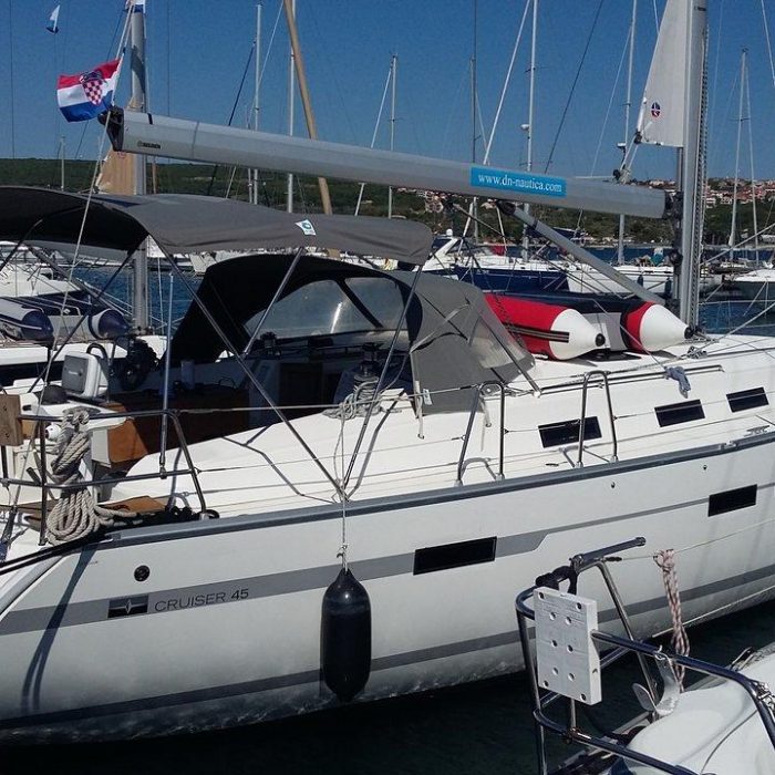 Estrella | Bavaria Cruiser 45 photo 2