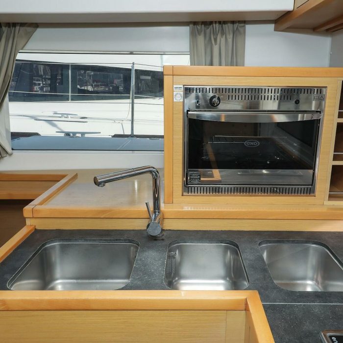 First Choice | Lagoon 400 S2 photo 21