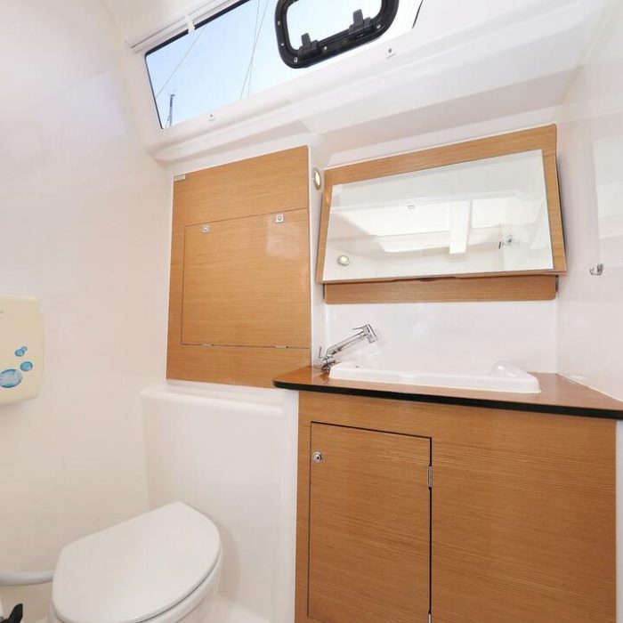 Horido | Dufour 460 GL photo 27