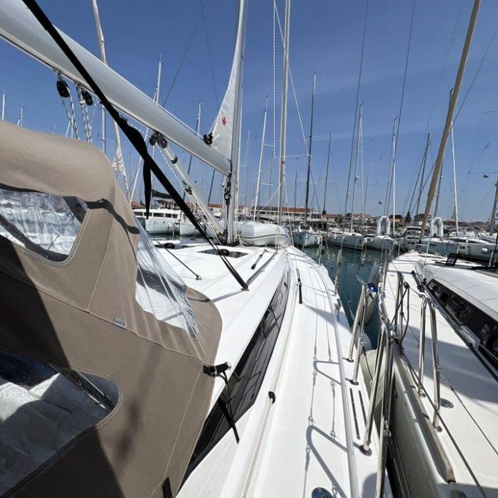 Calypso | Bavaria C45 photo 2