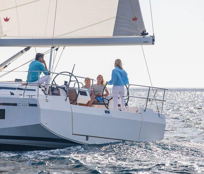 Onyx | Bavaria C42 photo 2