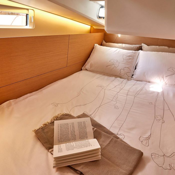 Bella | Sun Odyssey 410 photo 12