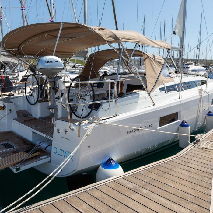 OLIVER new 2025 (air condition, solar panels) | Sun Odyssey 410 photo 2