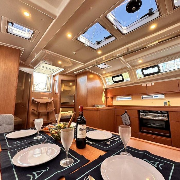 Leisure | Bavaria Cruiser 46 photo 7