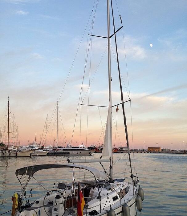 Callisto | Bavaria Cruiser 33 photo 3 Callisto | Bavaria Cruiser 33 photo 3