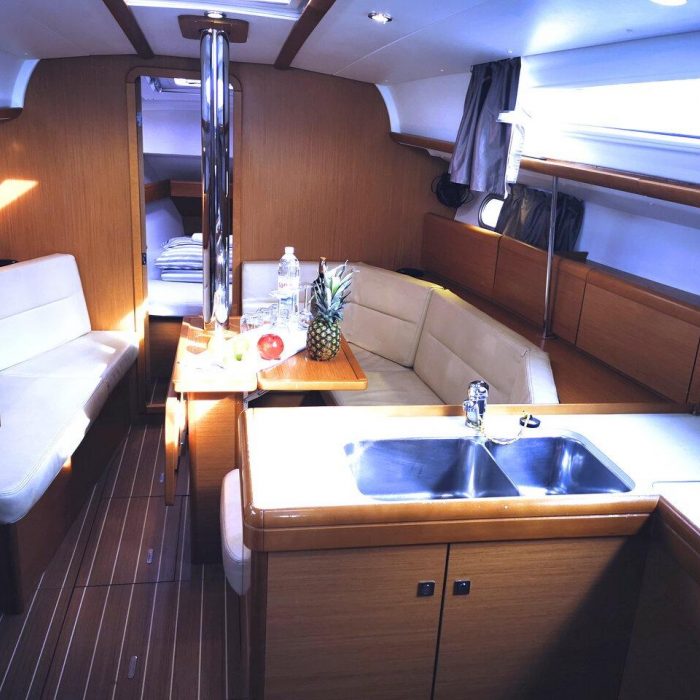 Mia | Sun Odyssey 36i photo 19