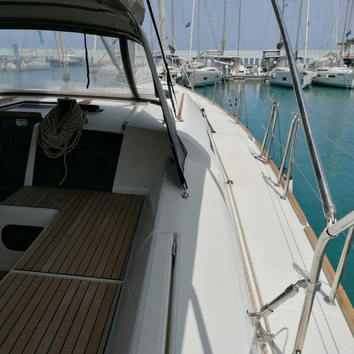 Parbleu | Dufour 390 Grand Large photo 1