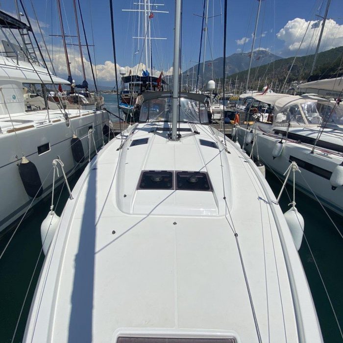 Lornia | Sun Odyssey 440 photo 15