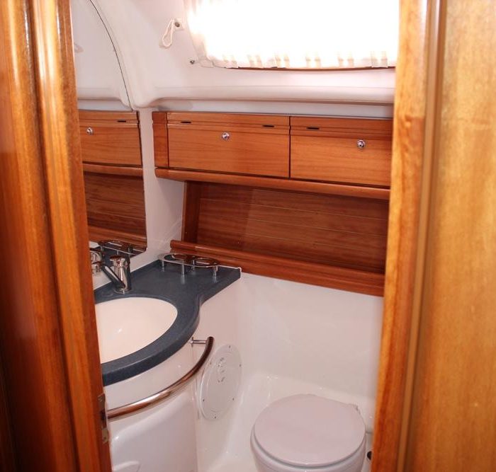 Thetis | Bavaria 39 Cruiser photo 9