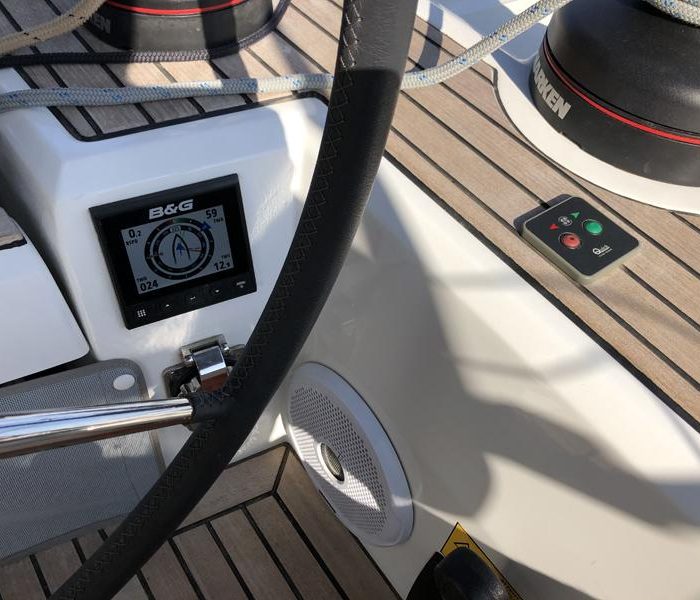 Salt Water (A/C - Generator - Inverter - 12 pax) | Oceanis 51.1 photo 10