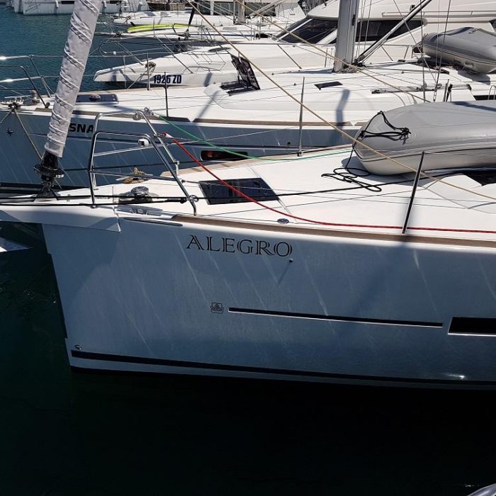 Alegro | Dufour 460 GL photo 3