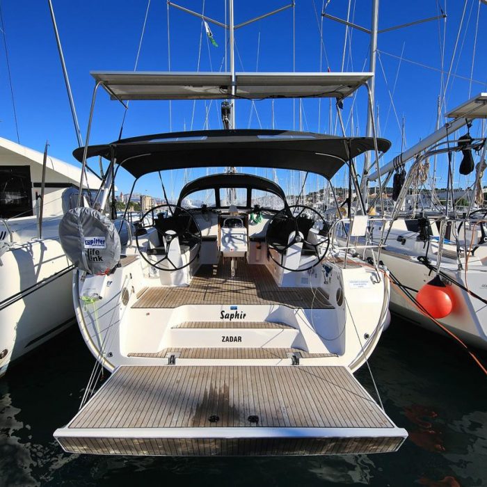 Saphir | Bavaria Cruiser 46 photo 4