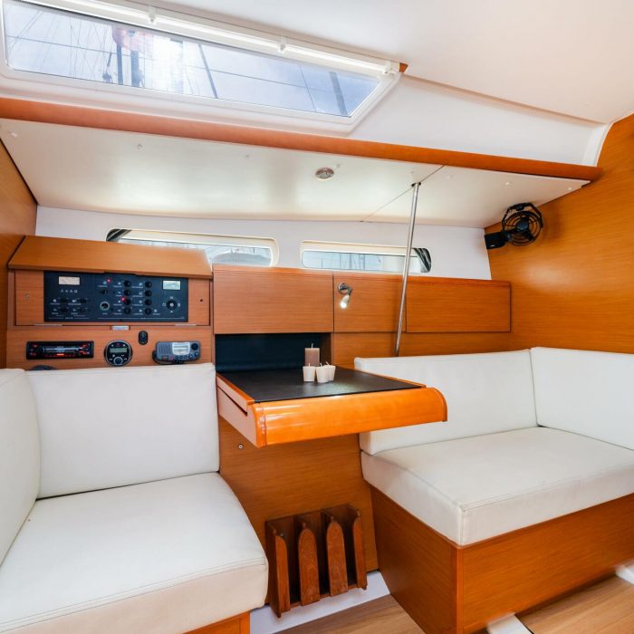 Fregata | Sun Odyssey 439 photo 5