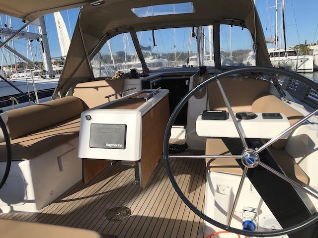 Riidii | Dufour 390 Grand Large photo 2