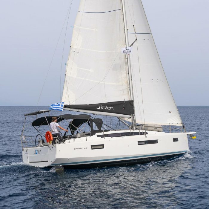 Geva X | Sun Odyssey 410 photo 3