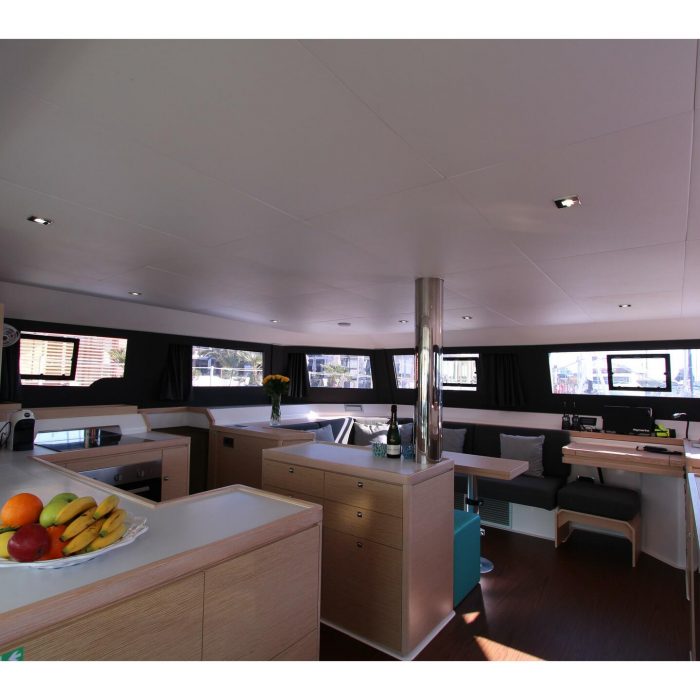 Amelie | Dufour Catamaran 48 photo 18