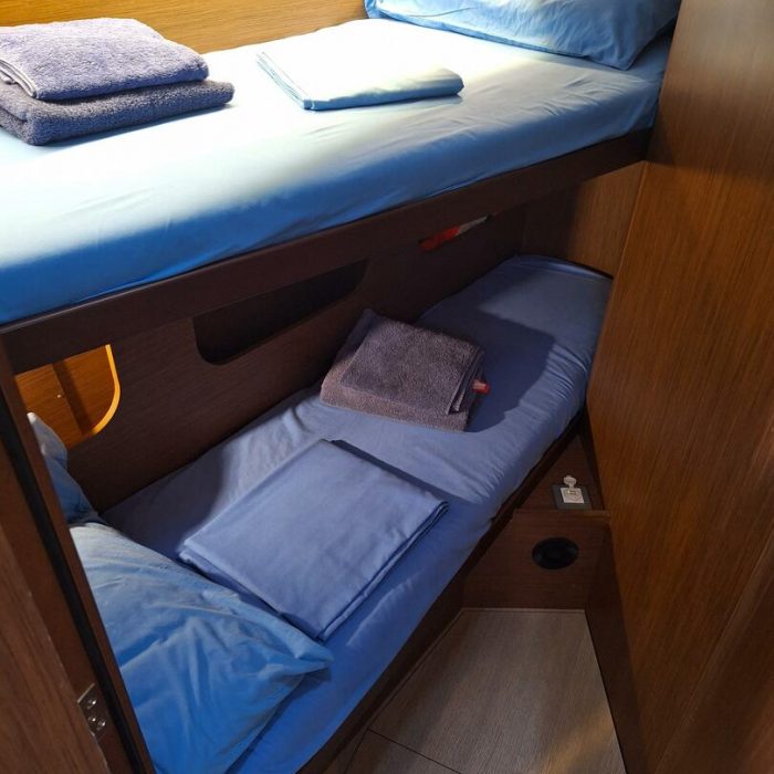 Lilibet | Oceanis 40.1 photo 7