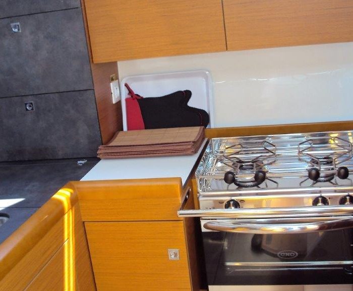 Gemma | Sun Odyssey 349 photo 7