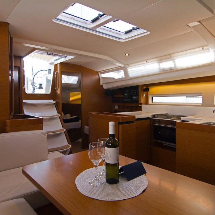 Tanpopo | Sun Odyssey 440 photo 9