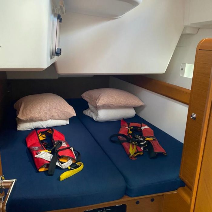 Alboran Pacharan (Majorca) | Sun Odyssey 519 photo 15
