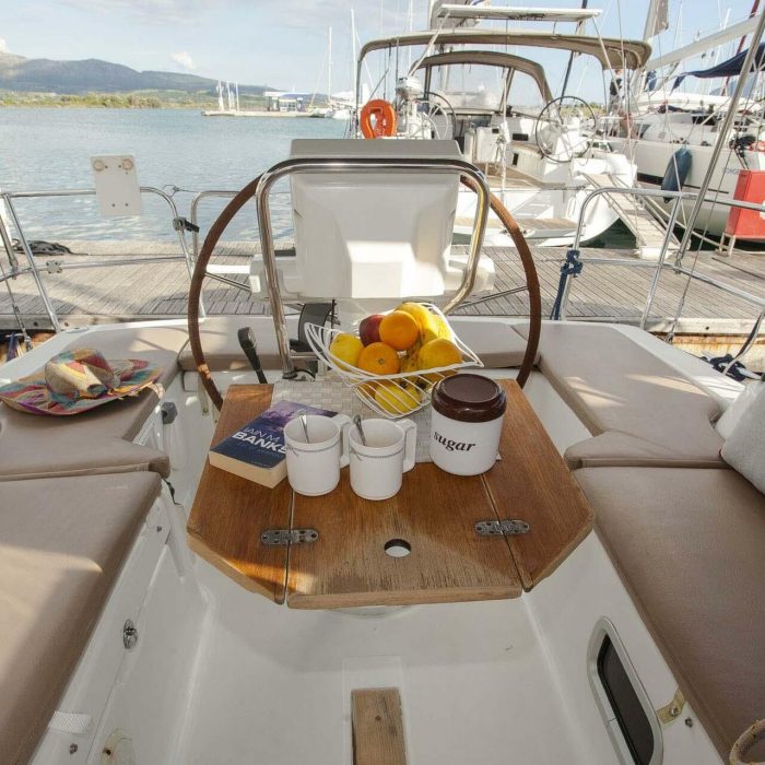 Moody Blues | Oceanis 31 photo 3 Moody Blues | Oceanis 31 photo 3