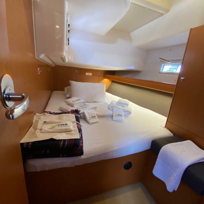 Protein | Bavaria Cruiser 46 photo 9