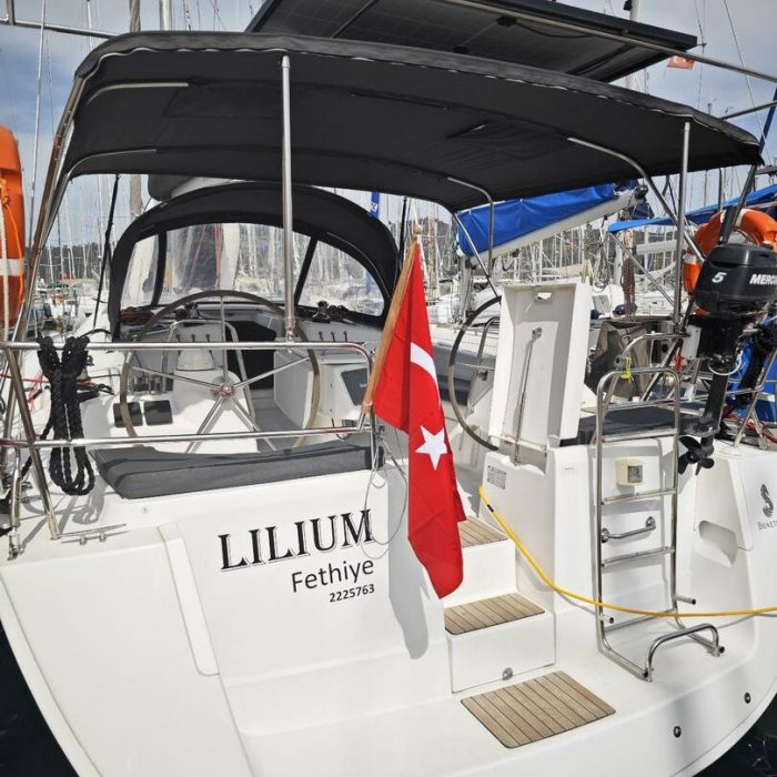 Lilium | Oceanis 43 photo 2