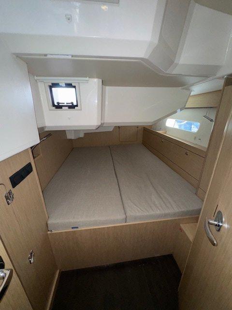 Princess Laura | Bavaria C46 photo 11