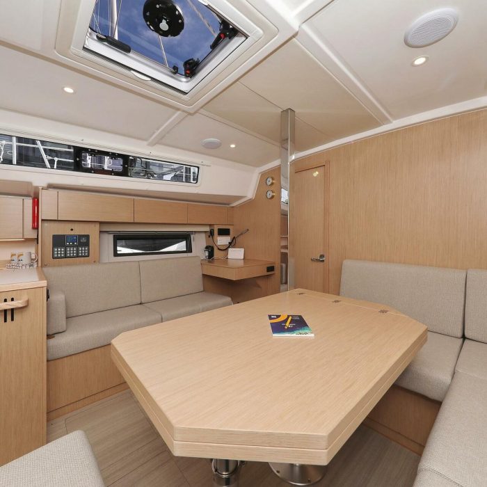 Levente | Bavaria C42 photo 21