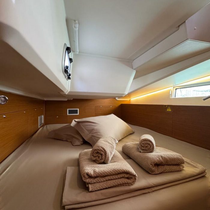 Don Carlo | Sun Odyssey 490 photo 4