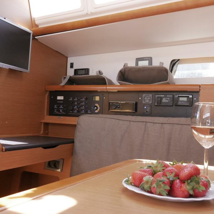 Manci | Sun Odyssey 479 photo 5