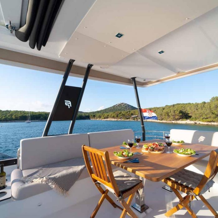 Family 2.0 | Fountaine Pajot MY6 photo 21