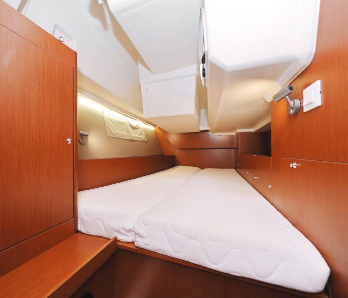 Seven | Oceanis 41.1 photo 89