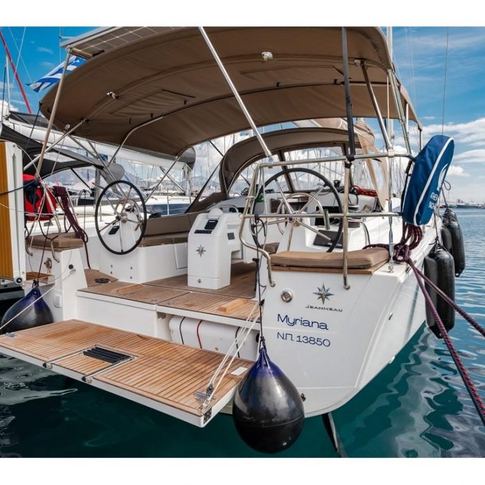 Myriana | Sun Odyssey 415 photo 4