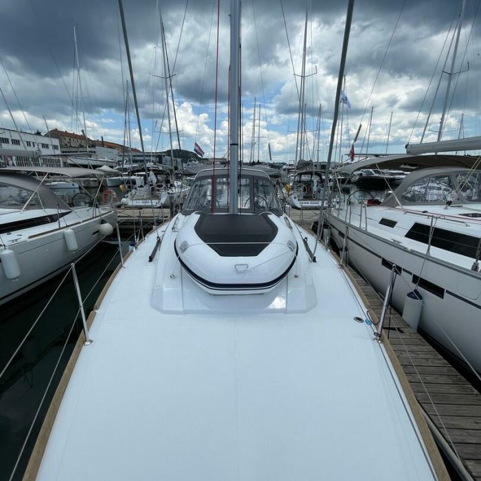 Cocco | Oceanis 38.1 photo 3