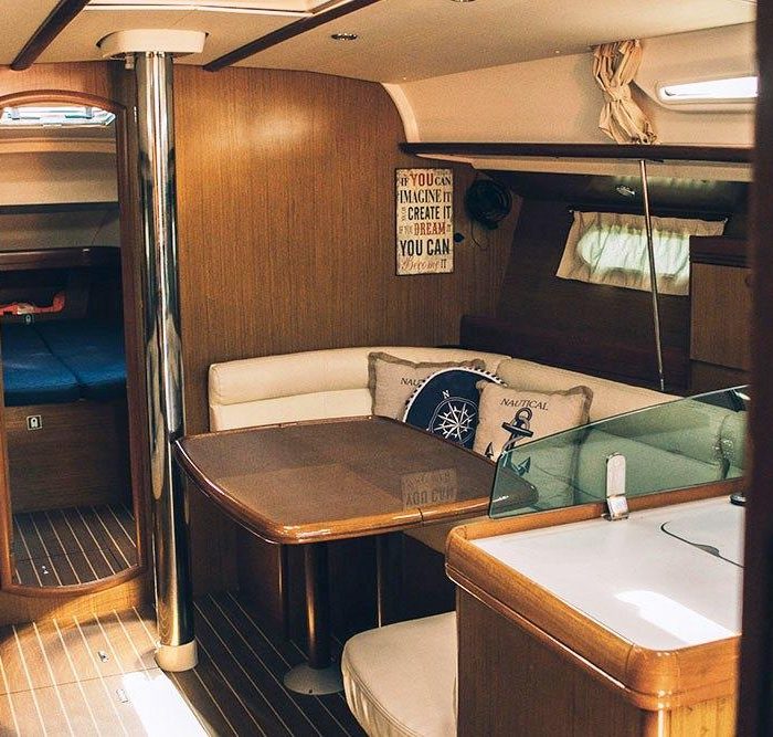 Mila | Sun Odyssey 42 i photo 23