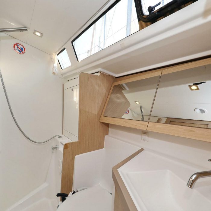 Barbarella | Oceanis 45 photo 26
