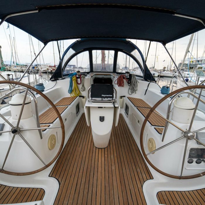 Tatanos | Sun Odyssey 43 photo 12
